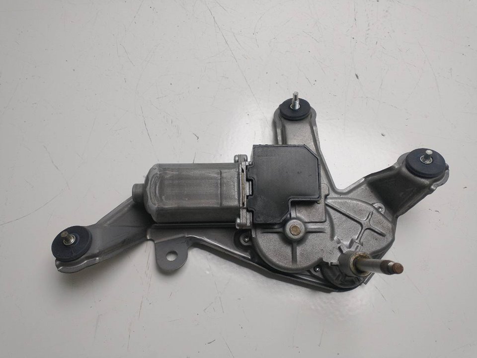 TOYOTA RAV4 2 generation (XA20) (2000-2006) Bagklap vinduesviskermotor 8513042060 25950821