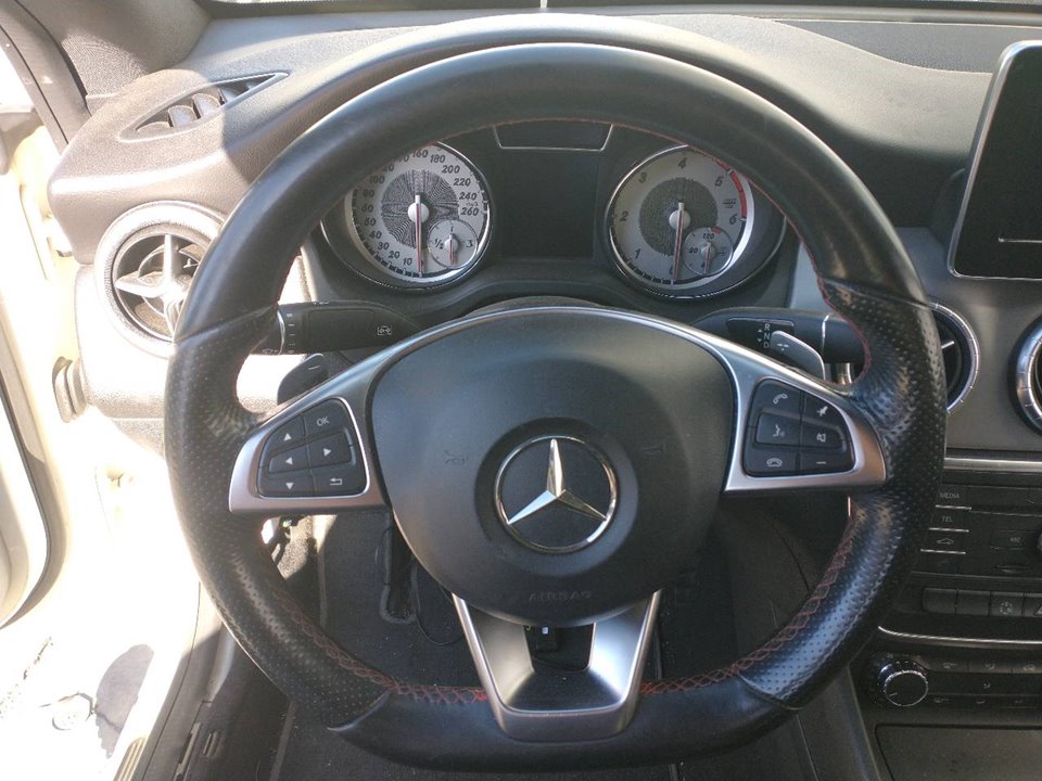 MERCEDES-BENZ CLA-Class C117 (2013-2016) Кермо 25951489