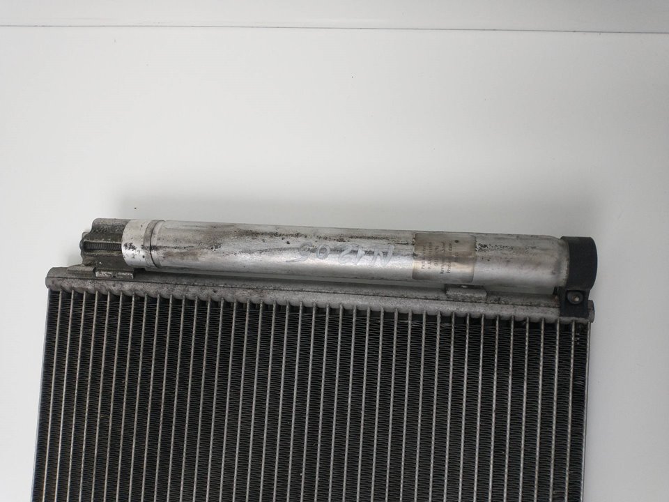 BMW 1 Series F20/F21 (2011-2020) Radiateur de climatisation M151770C 25951643