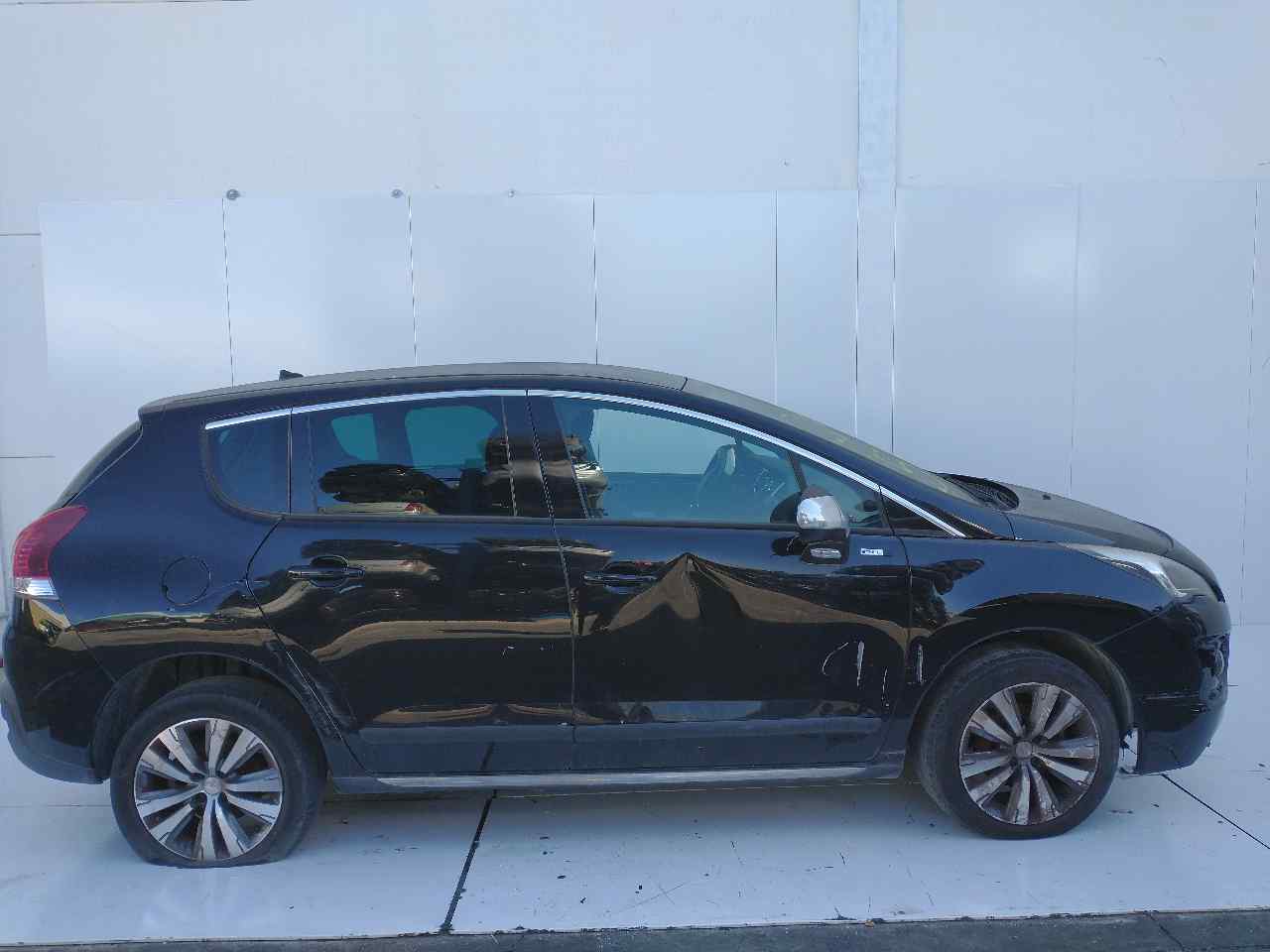 PEUGEOT 3008 1 generation (2010-2016) Starteris 0001174601, 9675660680 19977137