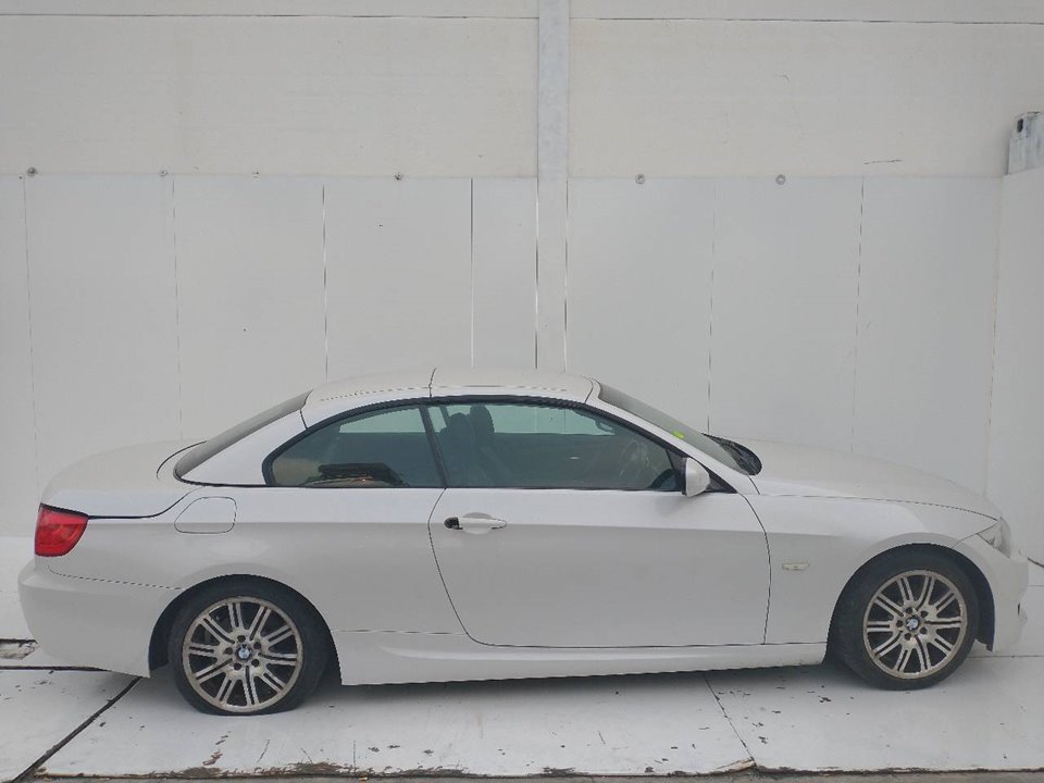 BMW 3 Series E90/E91/E92/E93 (2004-2013) Moottorin sylinterikansi 43311815380065,755916907,43311815380065 25951617