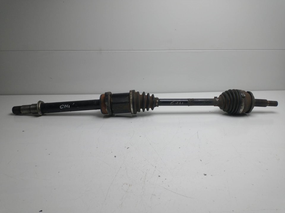 TOYOTA Verso 1 generation (2009-2015) Front Right Driveshaft 25951245