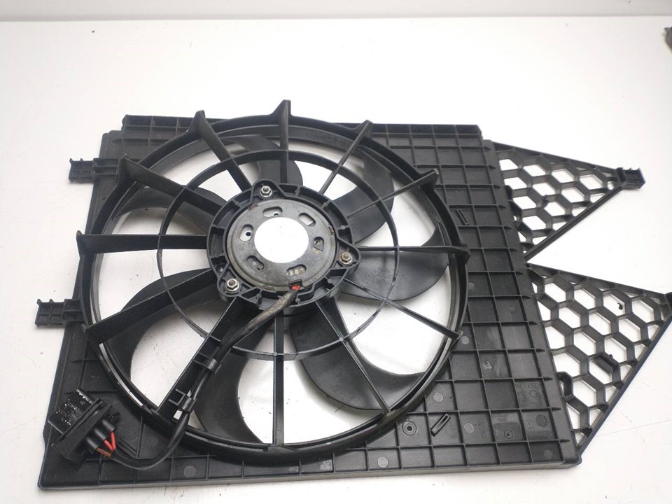 SEAT Cordoba 2 generation (1999-2009) Ventilateur diffuseur 6R0121207A,02552 20026740