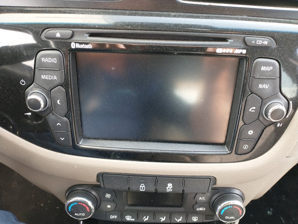 KIA Cee'd 2 generation (2012-2018) Musikkspiller uten GPS 10R035682 20049382