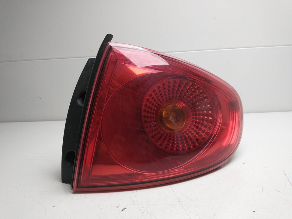 SEAT Toledo 3 generation (2004-2010) Права задня фара 5P0945096DI,5P0945096DI 25951045