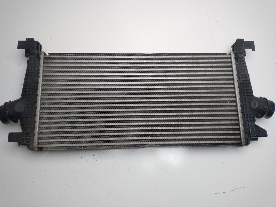 OPEL Astra J (2009-2020) Intercooler Radiator 13267646, 3329B 20042663