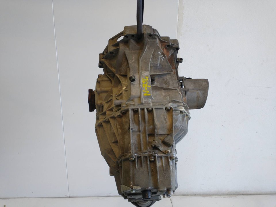 AUDI A4 B7/8E (2004-2008) Коробка передач HEF,HEF 25950344