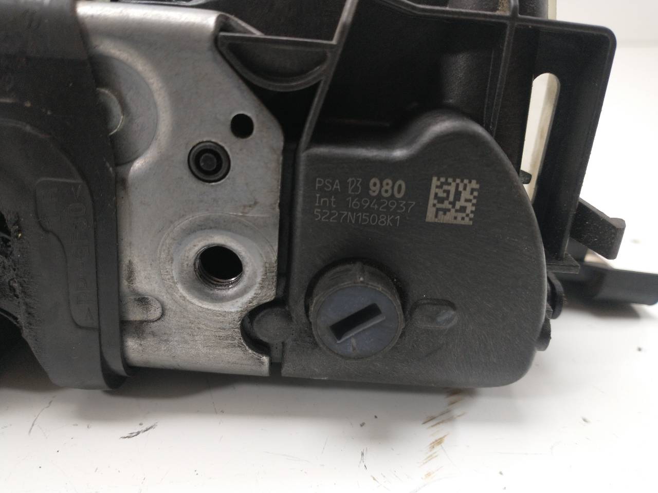 CITROËN C3 2 generation (2009-2016) Front Right Door Lock 123980, 16942937 19972433