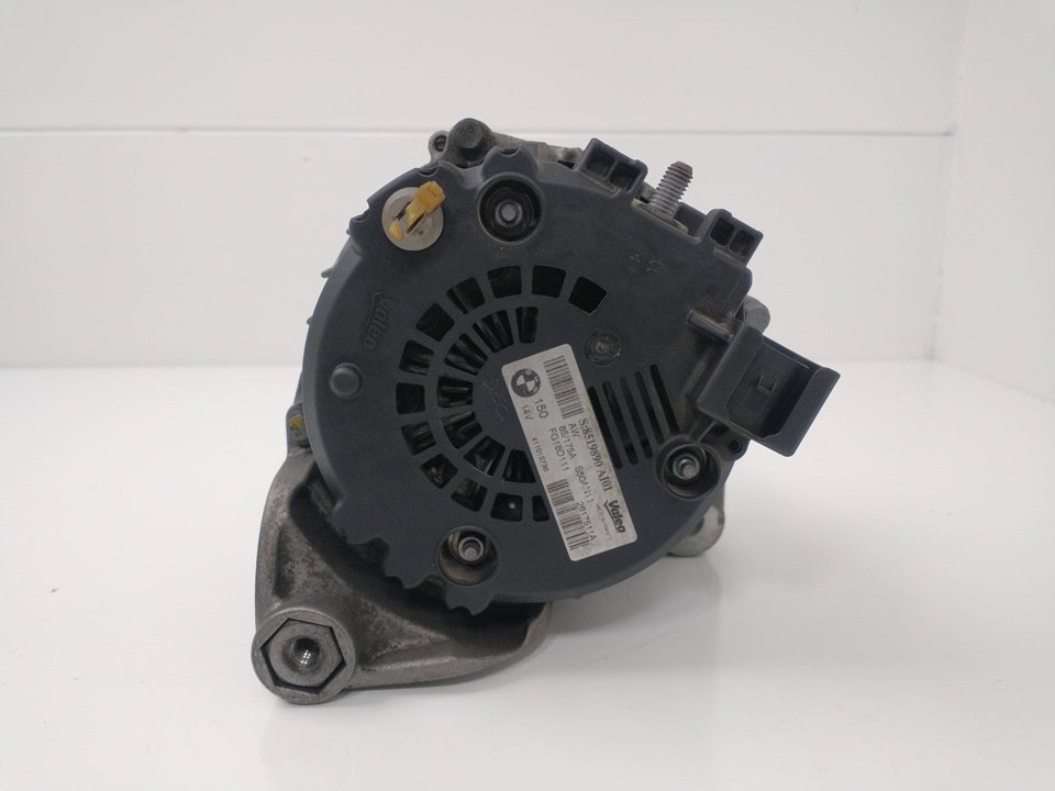 BMW 1 Series F20/F21 (2011-2020) Alternator 8519890A101, 2617511A, FG18D111 25951612