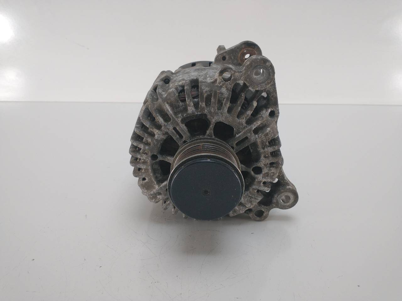 SEAT Toledo 3 generation (2004-2010) Alternator 2542695D, TG14C011 19993219