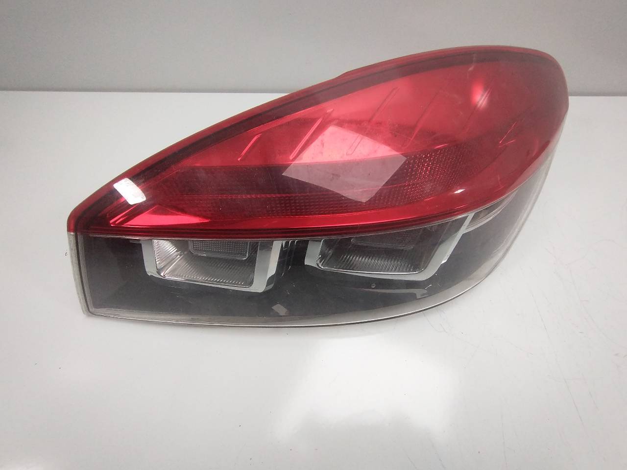 RENAULT Megane 3 generation (2008-2020) Galinis dešinys žibintas 89319641 20036447