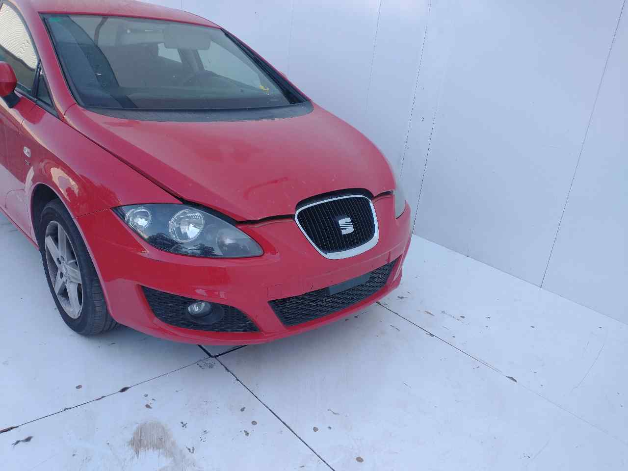 SEAT Leon 2 generation (2005-2012) Охлаждающий радиатор 1K0820411S 20008695