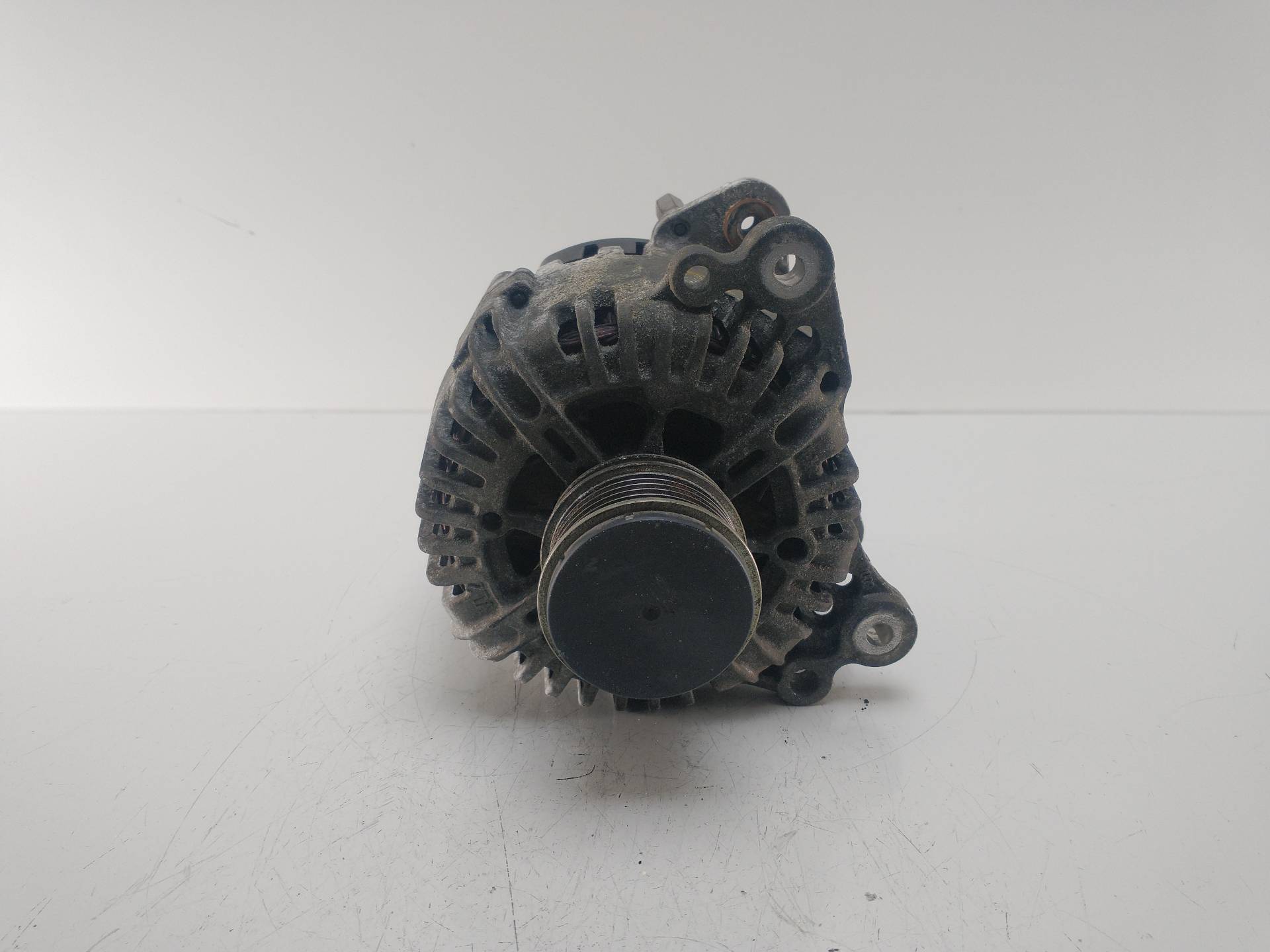 SEAT Leon 2 generation (2005-2012) Alternator 06F903023C, 2542695G, TG14C011 19985711