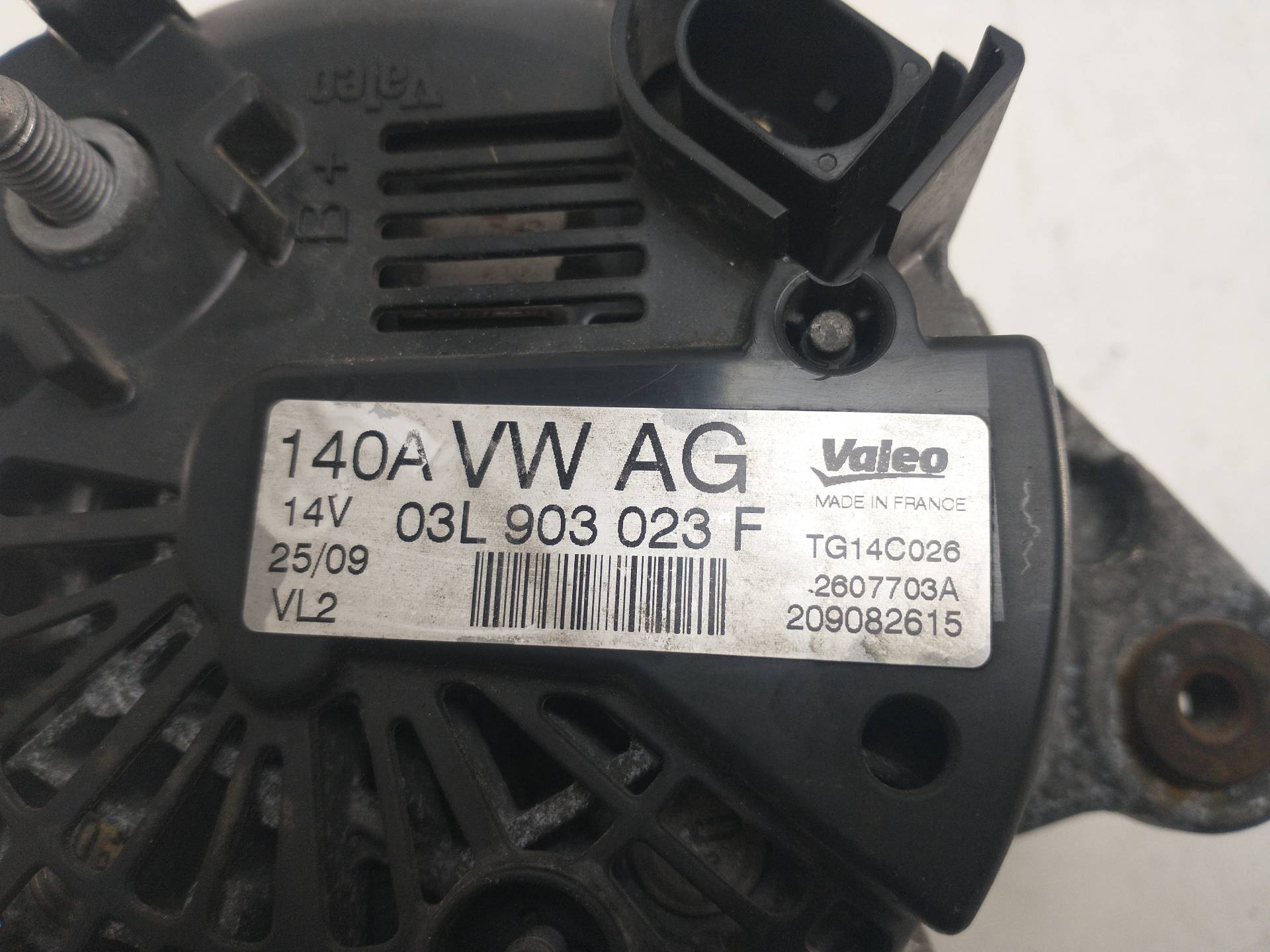 VOLKSWAGEN Golf 6 generation (2008-2015) Alternator 03L903023F, 2607703A, TG14C026 20015022