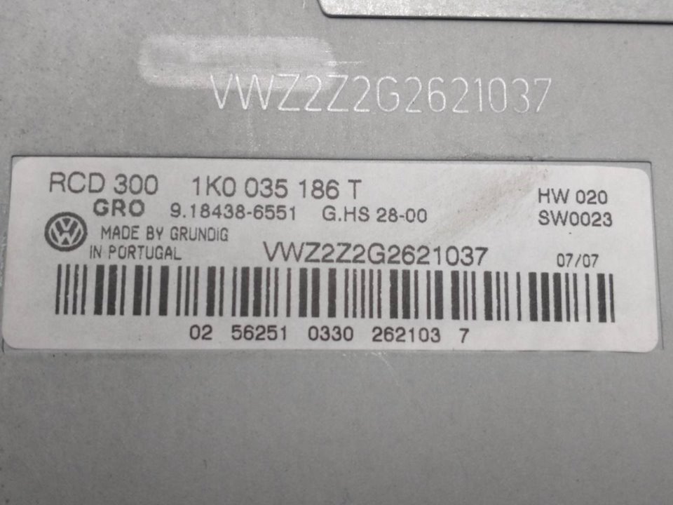 VOLKSWAGEN Passat B6 (2005-2010) Musiikkisoitin ilman GPS:ää 1K0035186T,VW2Z2G2621037 25950642