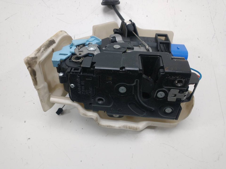 VOLKSWAGEN Golf 5 generation (2003-2009) Front Left Door Lock 25100D6,PA6630FV 20042791