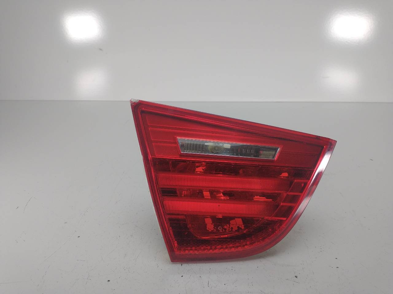 BMW 3 Series E90/E91/E92/E93 (2004-2013) Rear Left Taillight 4871733 25950594