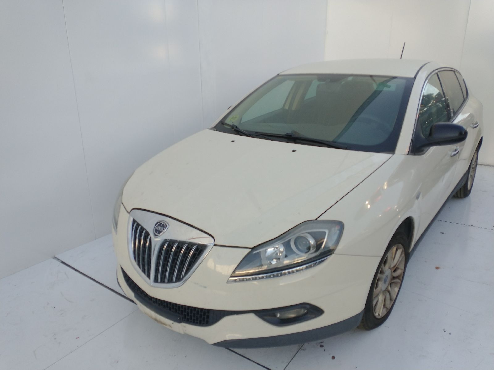 LANCIA Delta 3 generation (2008-2014) Стеклоподъемник задней левой двери 72005003, 1060308, 5000506 25952125