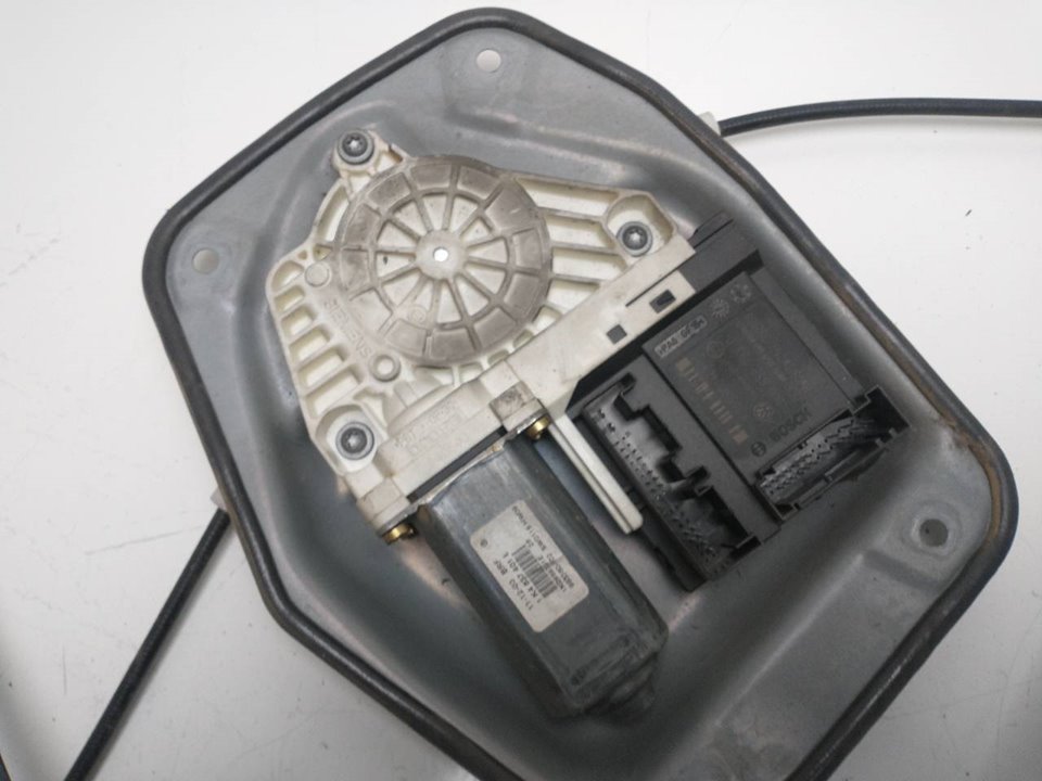 VOLKSWAGEN Golf 5 generation (2003-2009) Regulator de geam ușă stânga față 1K4837401E 20056042