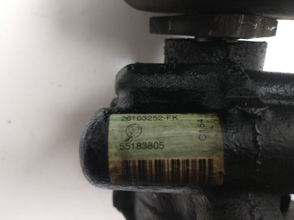 NISSAN Насос гидроусилителя 26103252FK,55183805 25950231