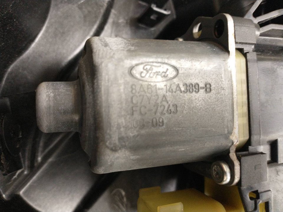 FORD Fiesta 5 generation (2001-2010) Vänster främre fönsterhissare 8A6114A389B 20054287