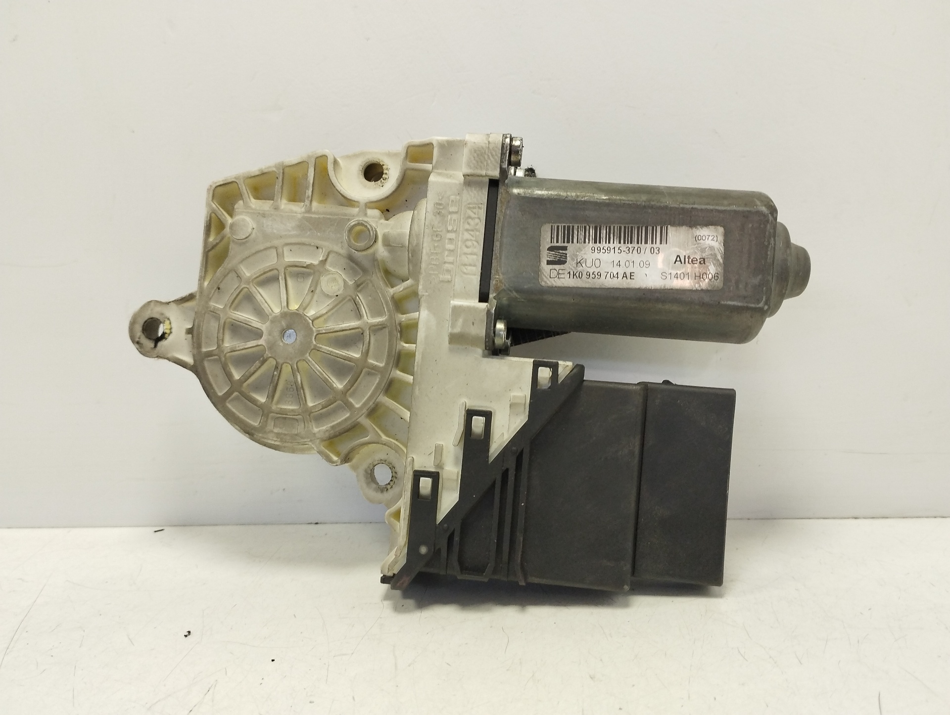 SEAT Toledo 3 generation (2004-2010) Front Right Door Window Control Motor 1K0959704AE 22872155