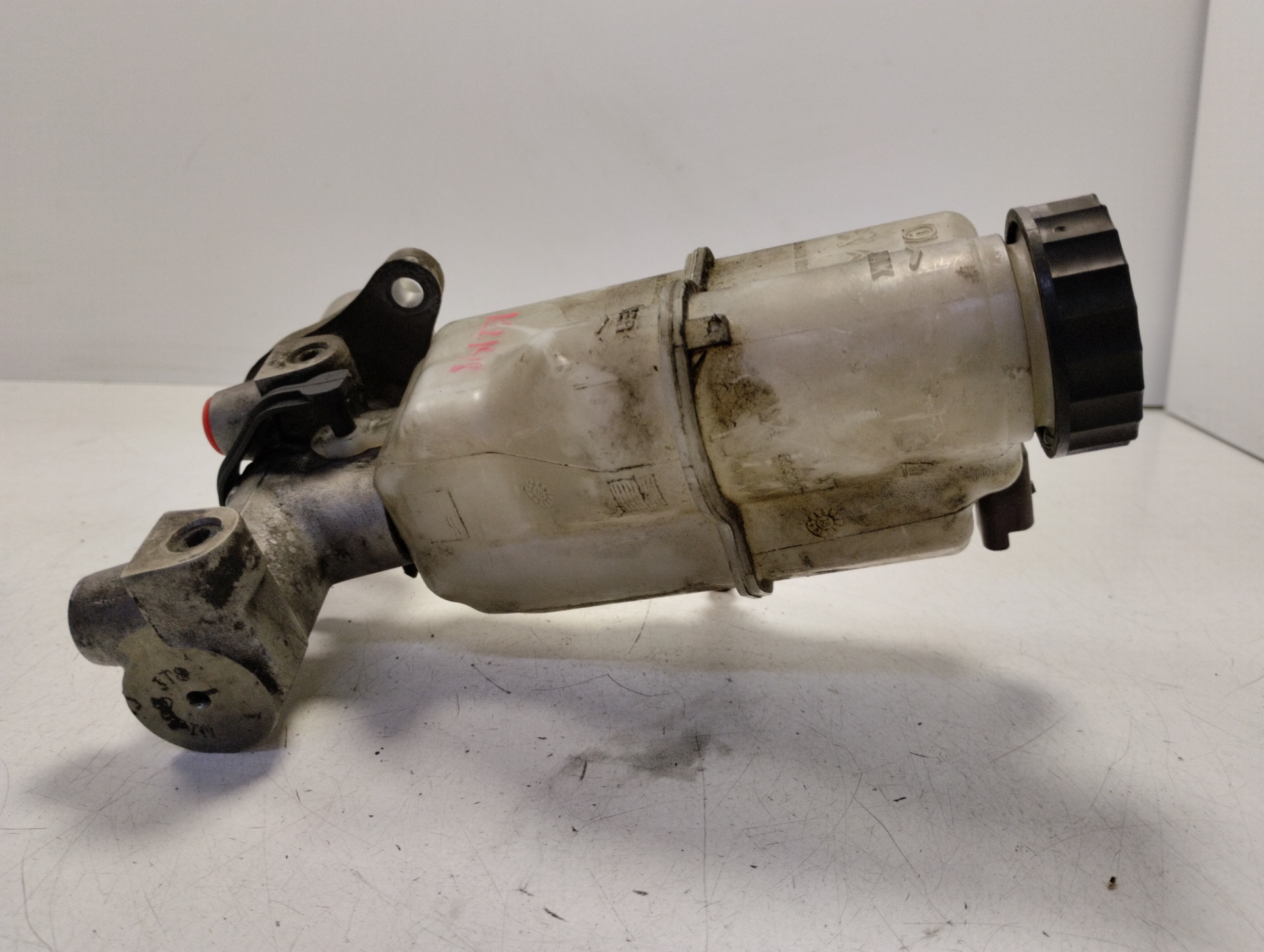 CITROËN C5 2 generation (2008-2017) Brake Cylinder 9646980980 20483819