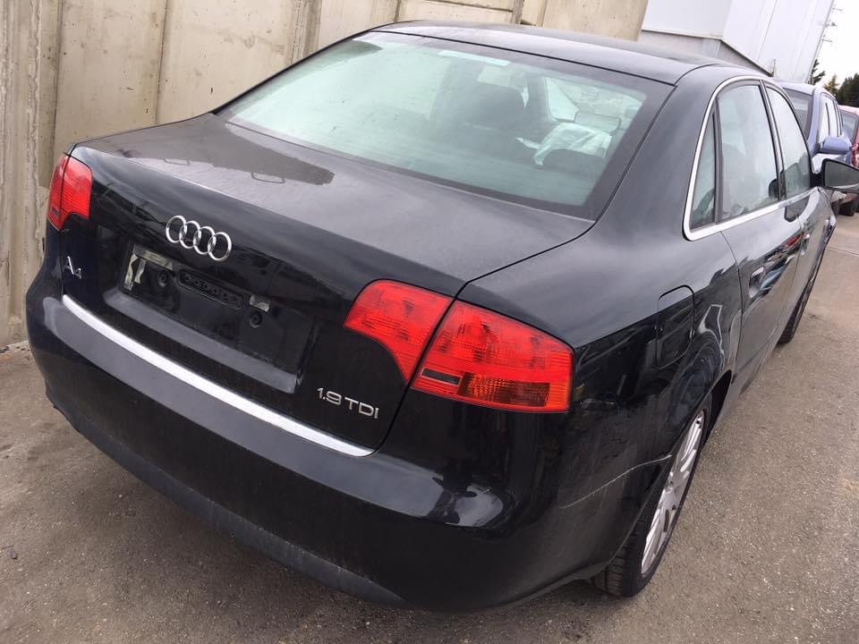 AUDI A4 B6/8E (2000-2005) Galinis dešinys saugos diržas 8E5857805D 20061210