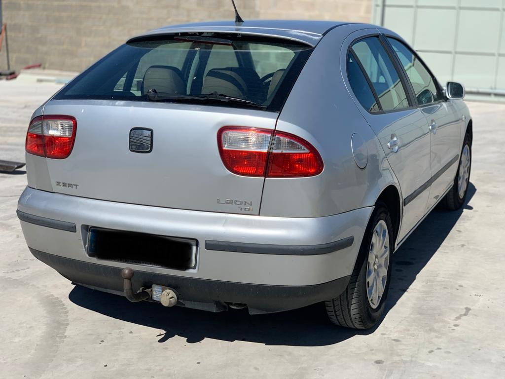 NISSAN Leon 1 generation (1999-2005) Høyre sidespeil GRIS 20071170