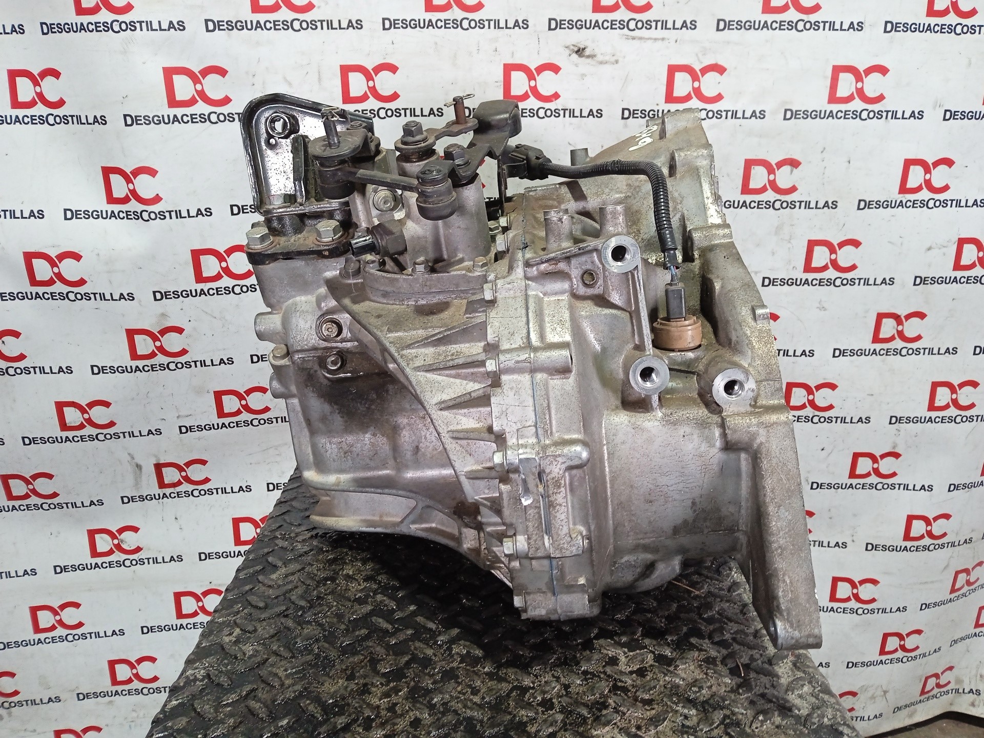 KIA Sportage 2 generation (2004-2010) Gearbox S714JE, 071143 22869349