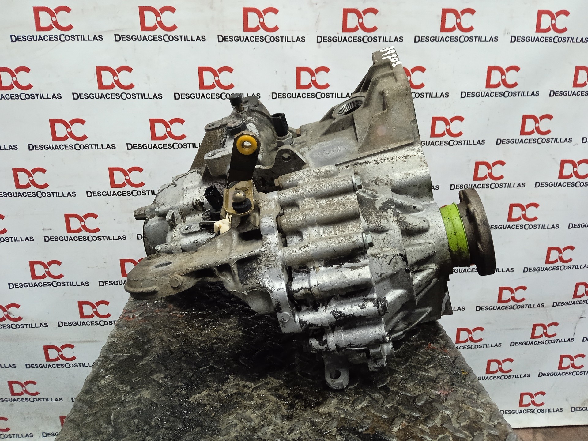 NISSAN Cordoba 1 generation (1993-2003) Gearbox EAY 20022038