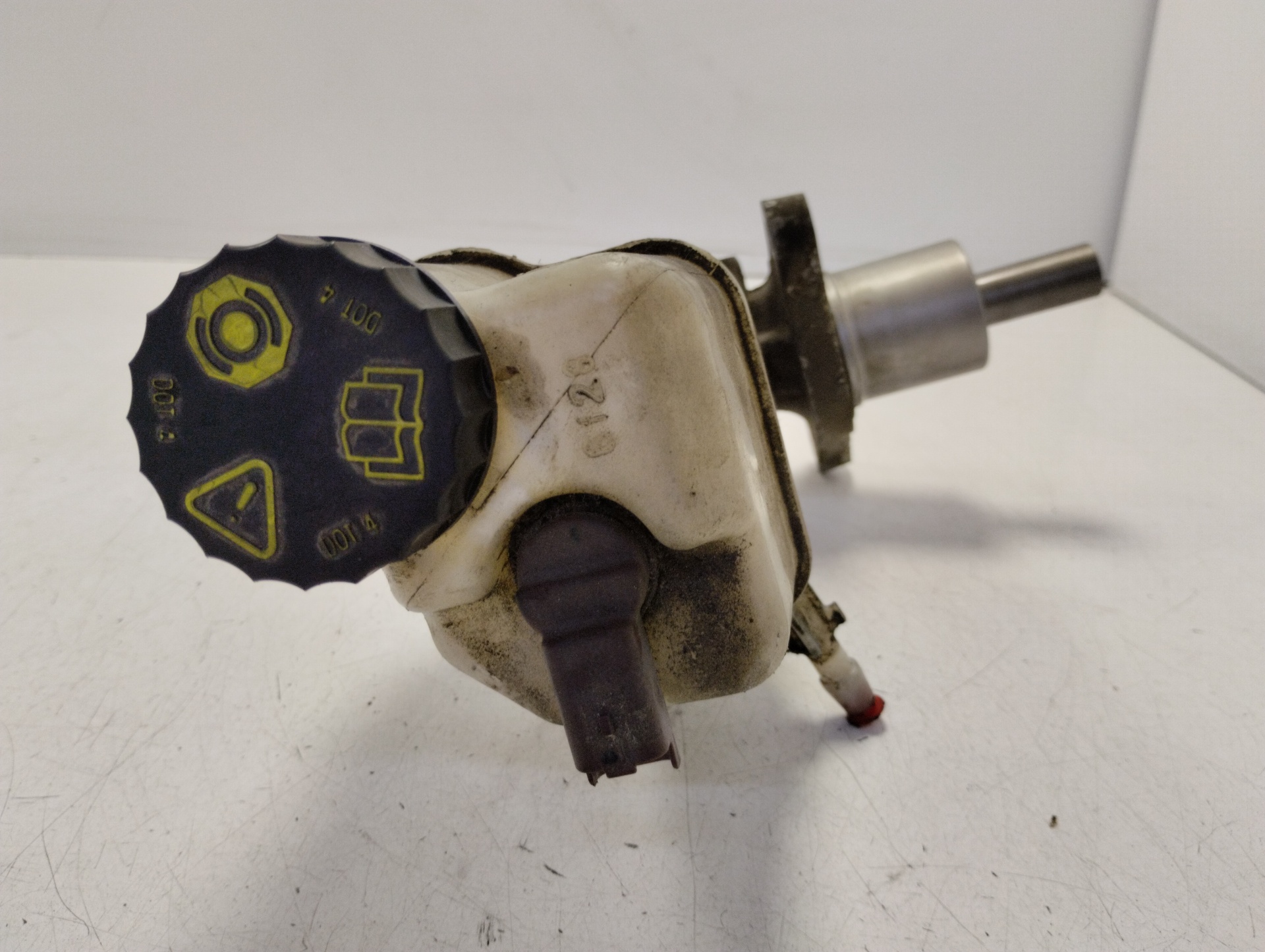 CITROËN C5 2 generation (2008-2017) Brake Cylinder 9646980980 20483819