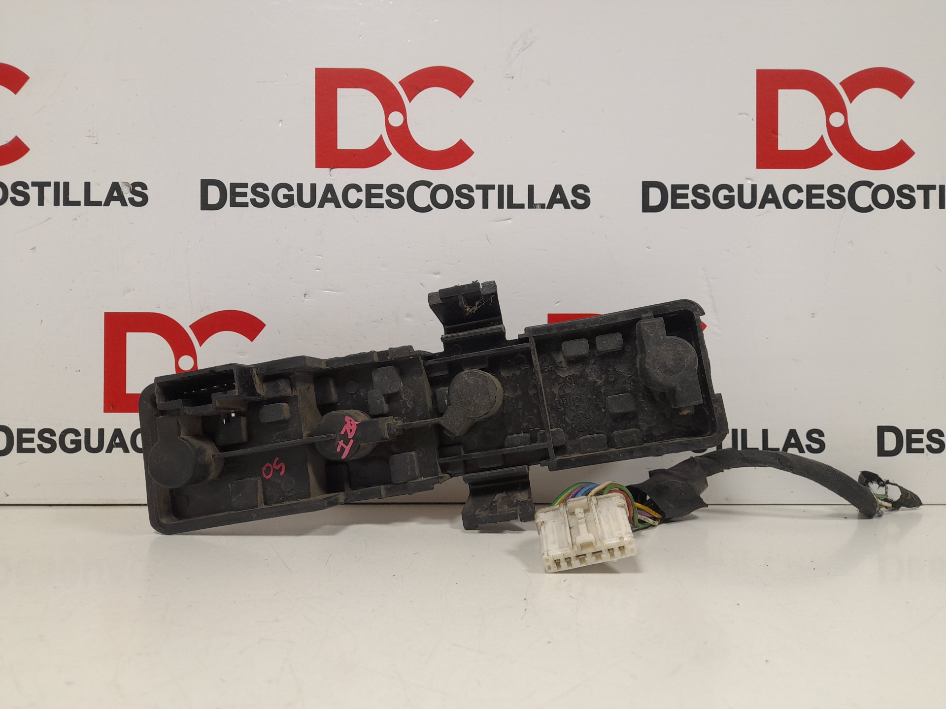 CITROËN Xsara Picasso 1 generation (1999-2010) Égőfoglalat 1CONECTOR, 8PINES 20006029