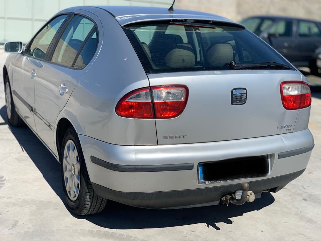 NISSAN Leon 1 generation (1999-2005) Høyre sidespeil GRIS 20071170