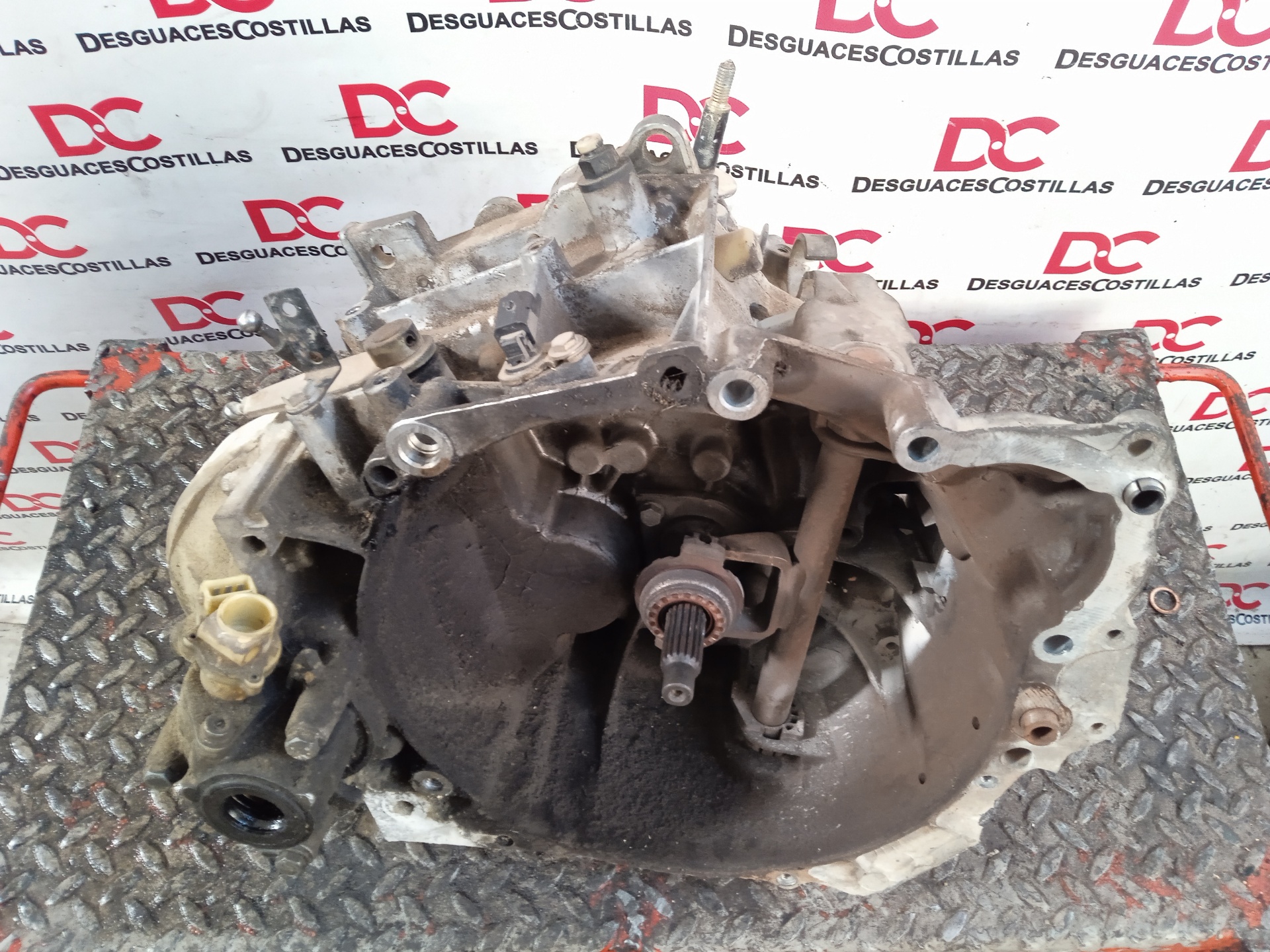 RENAULT C15 1 generation (2004-2010) Gearbox 20TE11 22857366