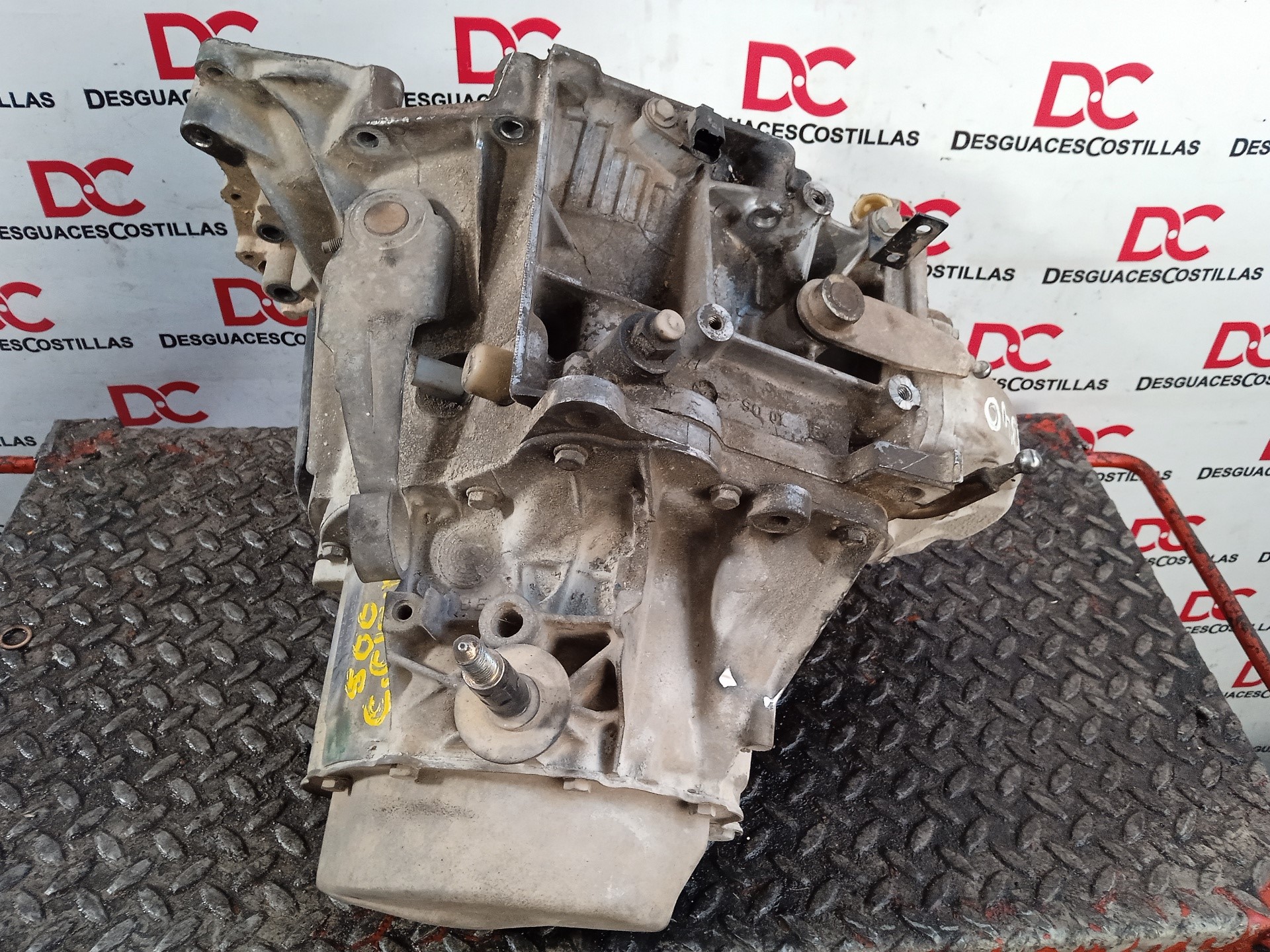 RENAULT C15 1 generation (2004-2010) Gearbox 20TE11 22857366