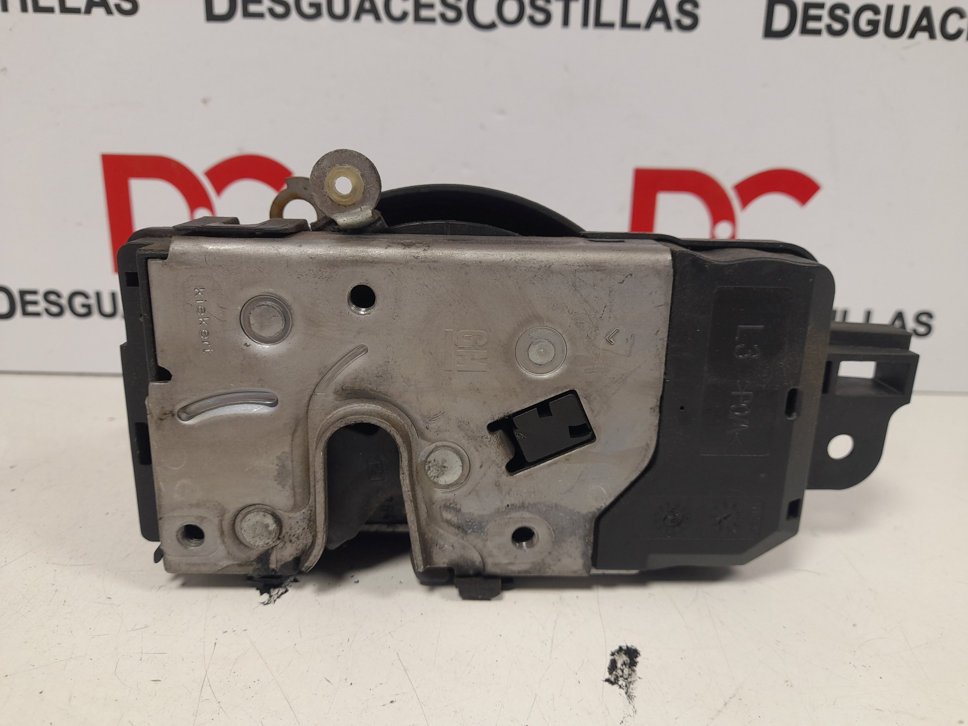 OPEL Astra J (2009-2020) Замок передней левой двери 13128111 22863015