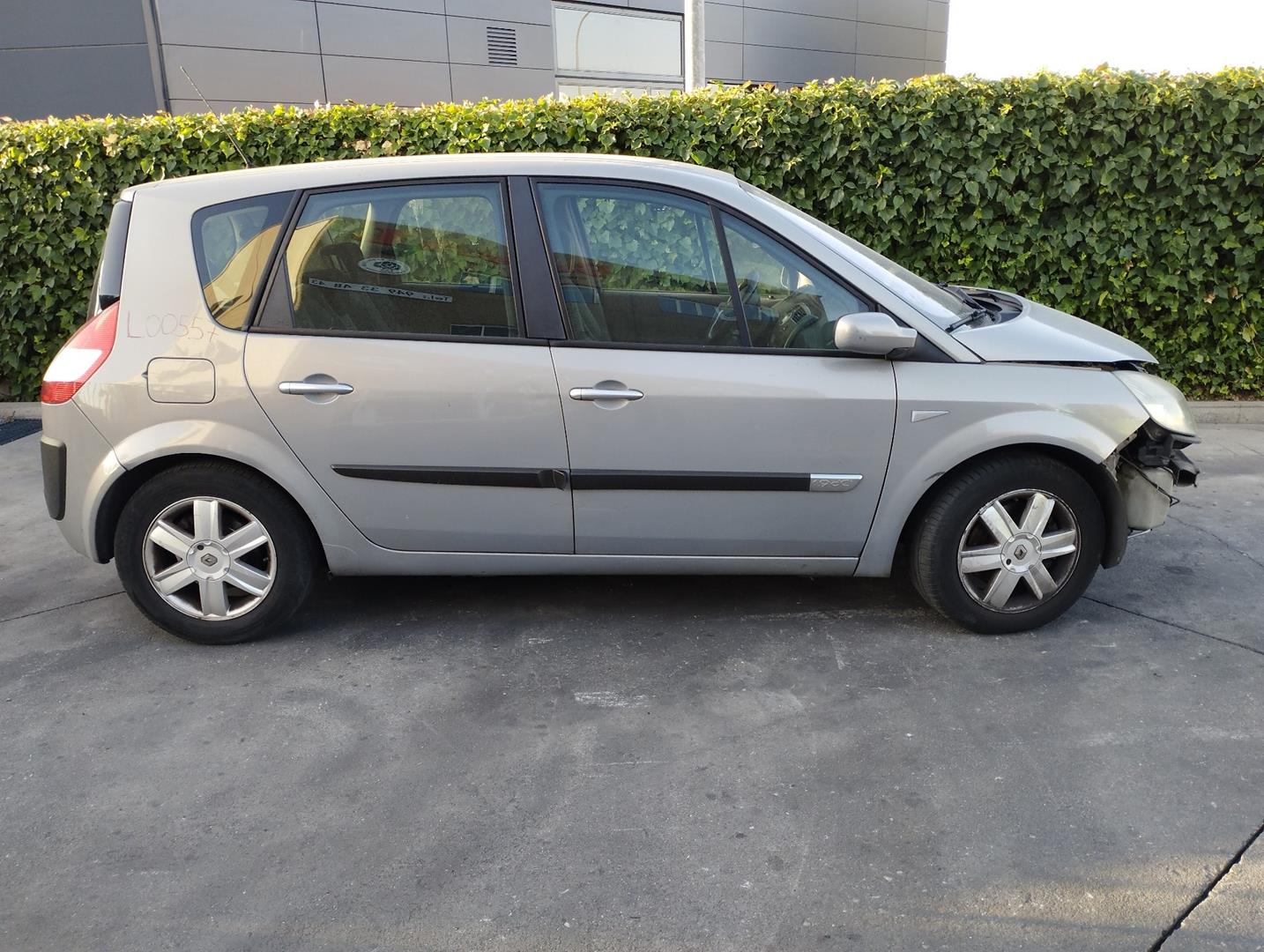 RENAULT Scenic 2 generation (2003-2010) Фара передняя правая 260102336R 22705724