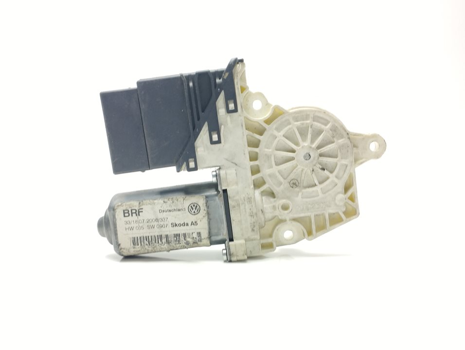 SKODA Octavia 2 generation (2004-2013) Rear Right Door Window Control Switch 1K0959704J 18472653