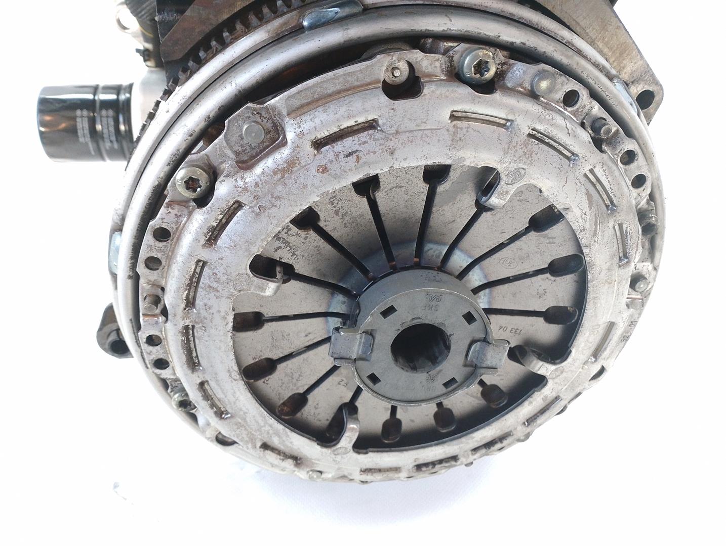 VOLKSWAGEN 1 generation (2001-2008) Motor RHZ 24546391