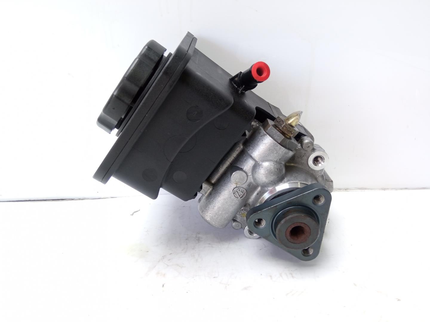 BMW 3 Series E36 (1990-2000) Power Steering Pump 91208 22706392