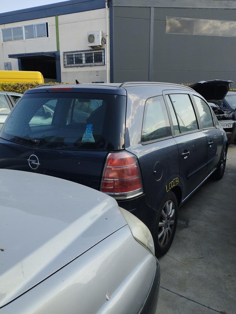 OPEL Zafira B (2005-2010) Вентилятор диффузора 3135103909 18466124