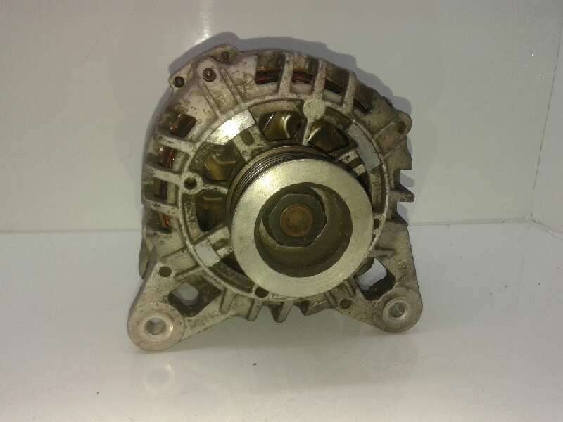 AUDI Clio 3 generation (2005-2012) Alternator TG9B042, 90AH, 8200654541A 18397603