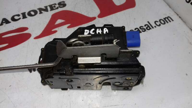 VOLKSWAGEN Golf 5 generation (2003-2009) Front Right Door Lock 4E1837016 18363767