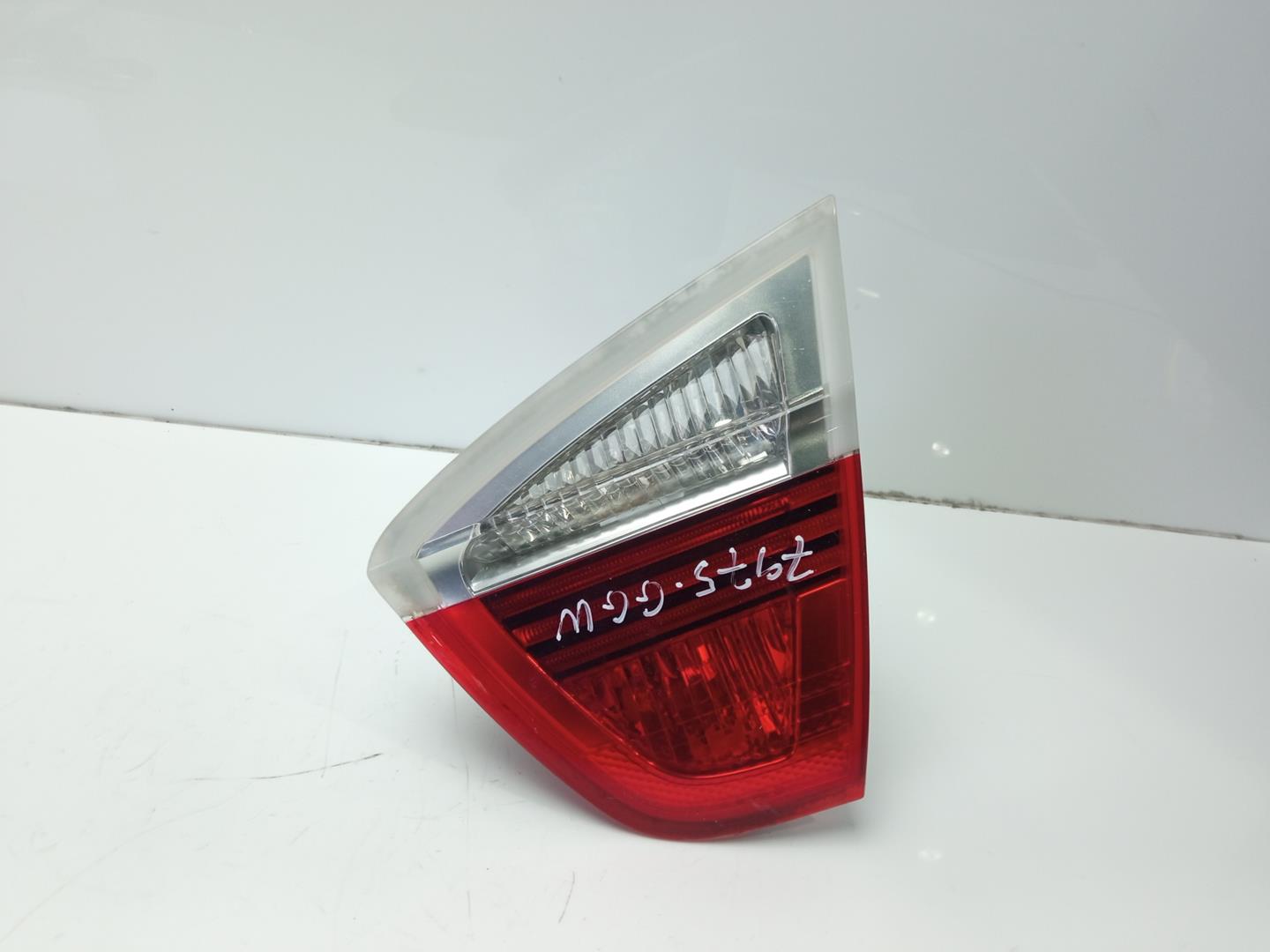 BMW 3 Series E90/E91/E92/E93 (2004-2013) Rear Right Taillight Lamp 63216937460, 6937460 24006077