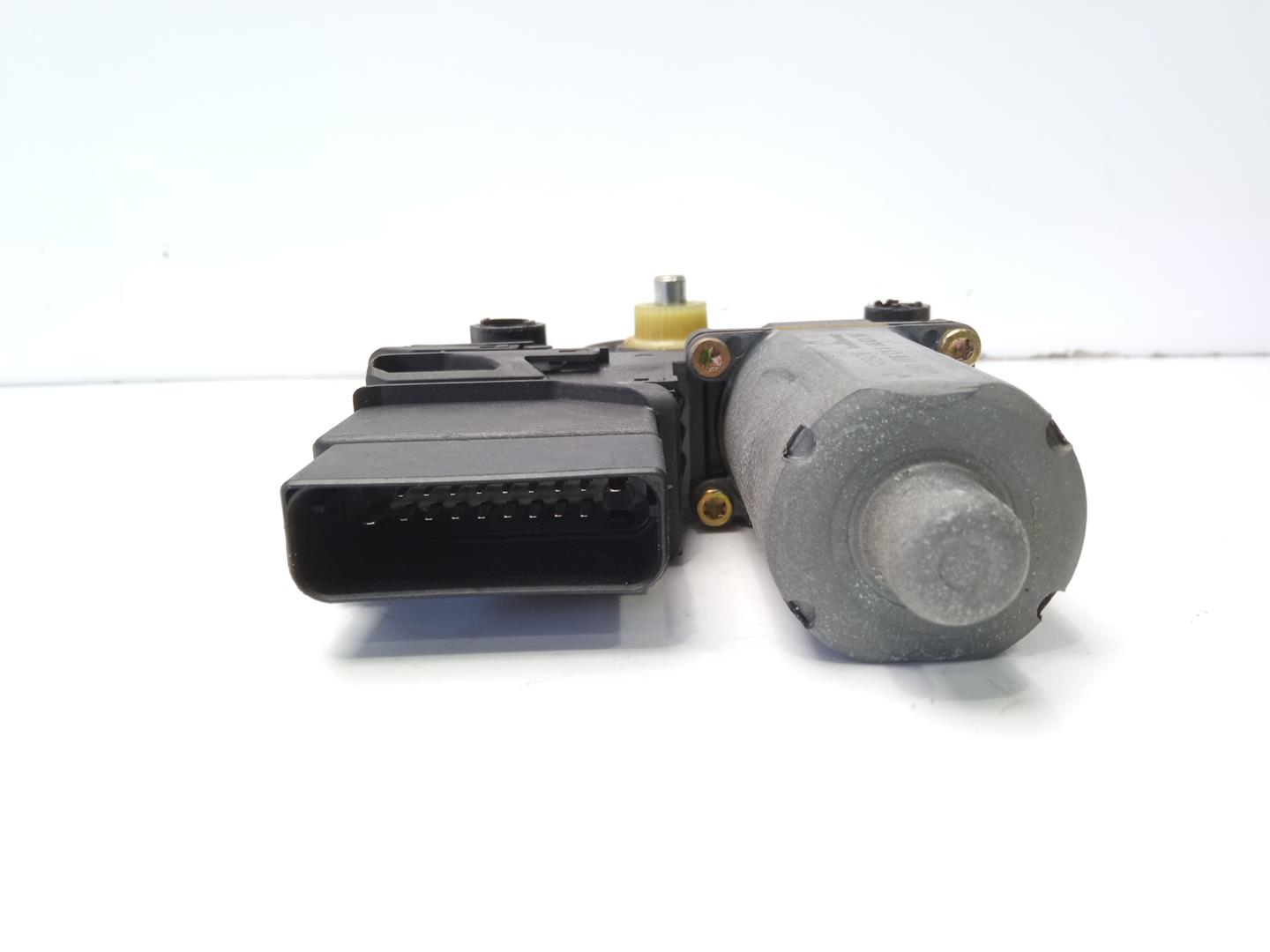 VOLKSWAGEN Bora 1 generation (1998-2005) Rear Left Door Window Control Motor 0130821767 18482549