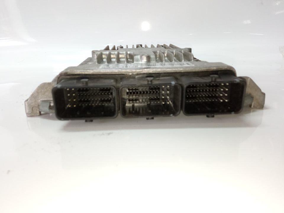 PEUGEOT 407 1 generation (2004-2010) Блок керування двигуном ECU 5WS40379AT,SW9658198080 18471052