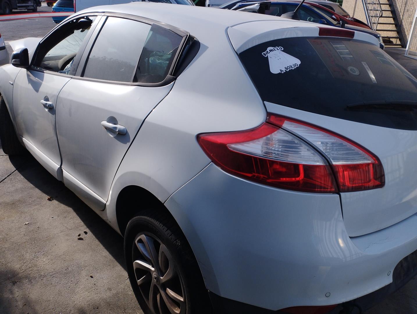 RENAULT Megane 3 generation (2008-2020) Aizmugurējo kreiso durvju logu pacēlājs 827210003R,827310185R 22704691