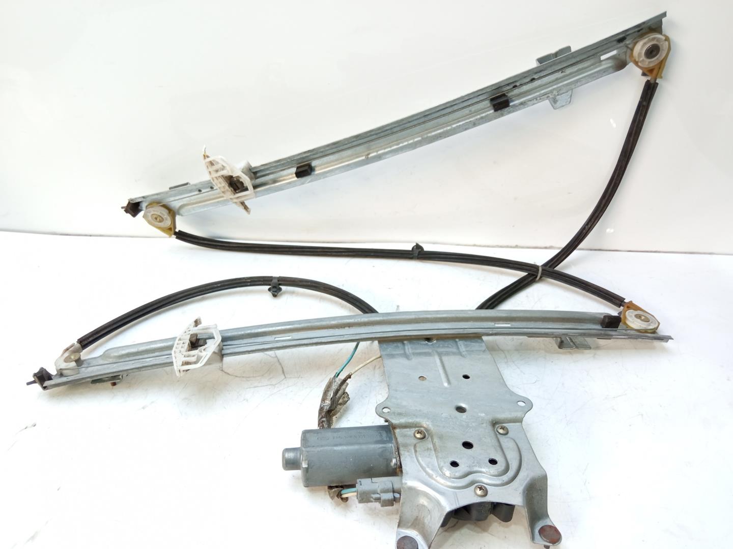 CITROËN Xsara Picasso 1 generation (1999-2010) Front Left Door Window Regulator Motor 0130821762 22706376