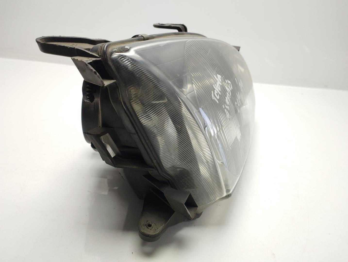 TOYOTA Avensis 1 generation (1997-2003) Front Right Headlight 8113005194 18388901